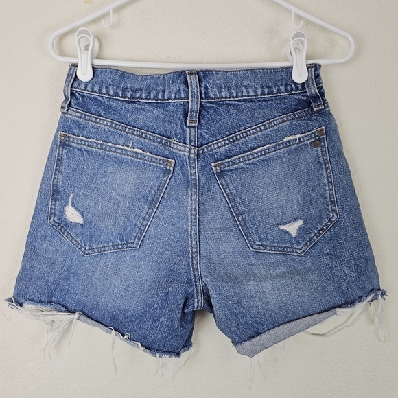 Madewell Relaxed Mid-Length Distressed Denim Shorts Size 24 Raw Hem Ripped - Picture 2 of 9